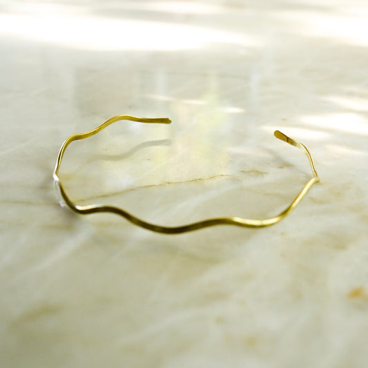 Wavy Choker