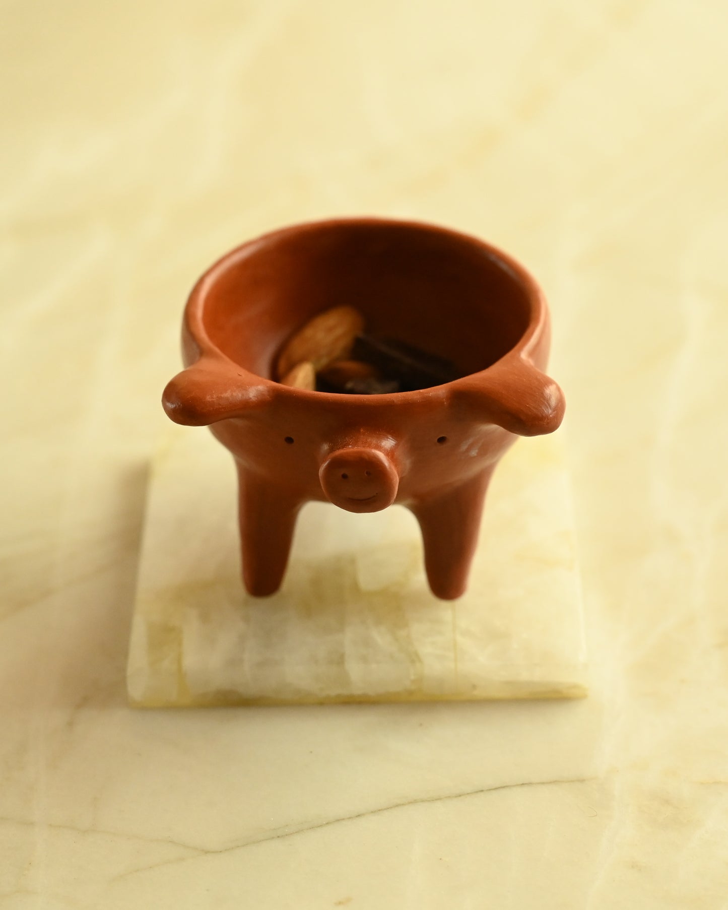 Macrina Piggy Bowl