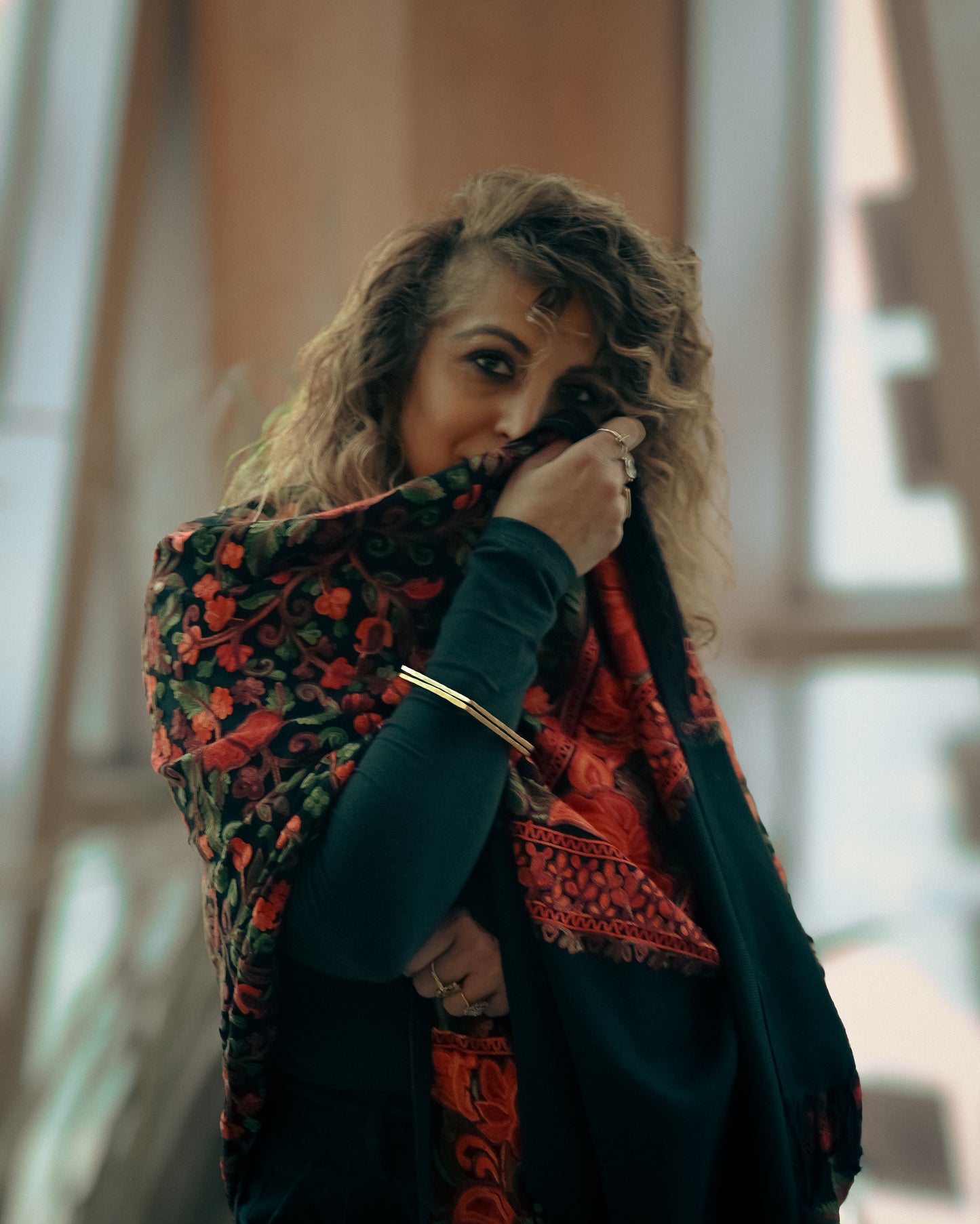 The Kashmir Pashmina Shawl (Black/Floral2)