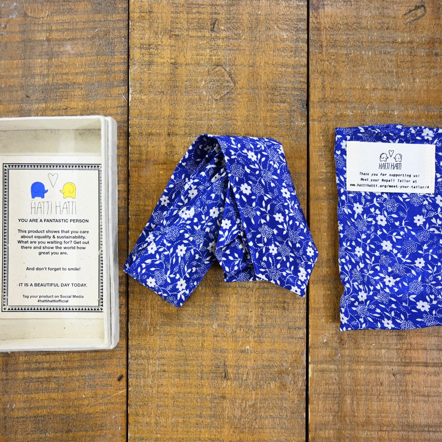 Hatti Hatti Tie & Pocket Square