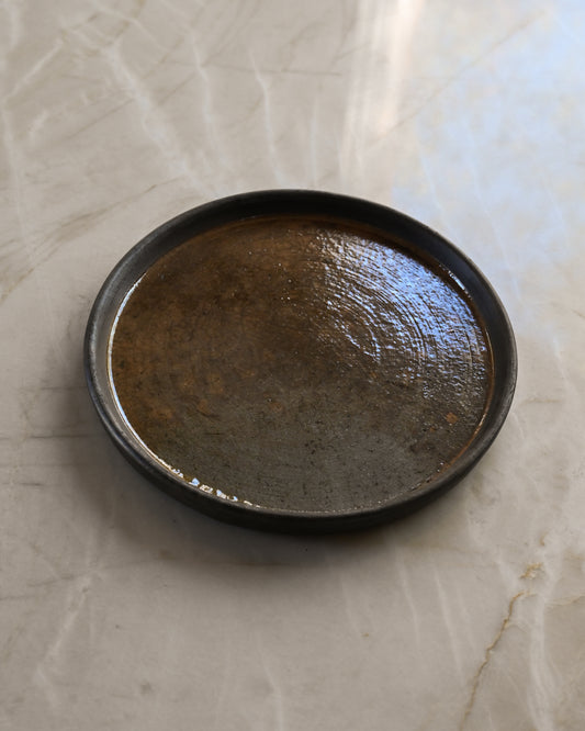 Betzy and Miguel Round Plate