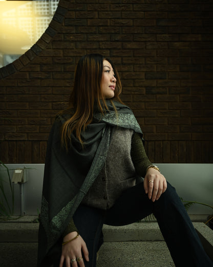 The Kashmir Pashmina Shawl (Grey/Mint)