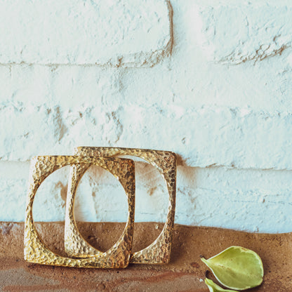 Wanzau Square Bangle