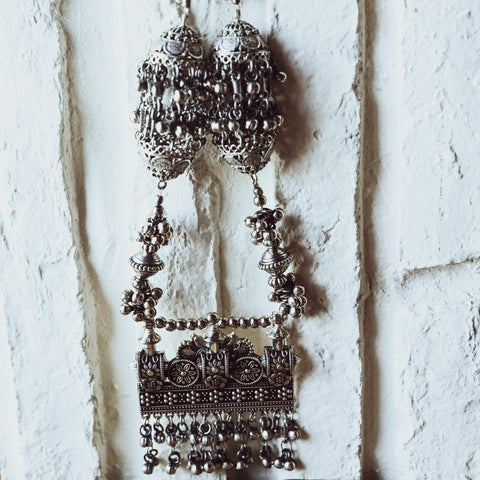 Shandaar Ornate Rectangle Pendant